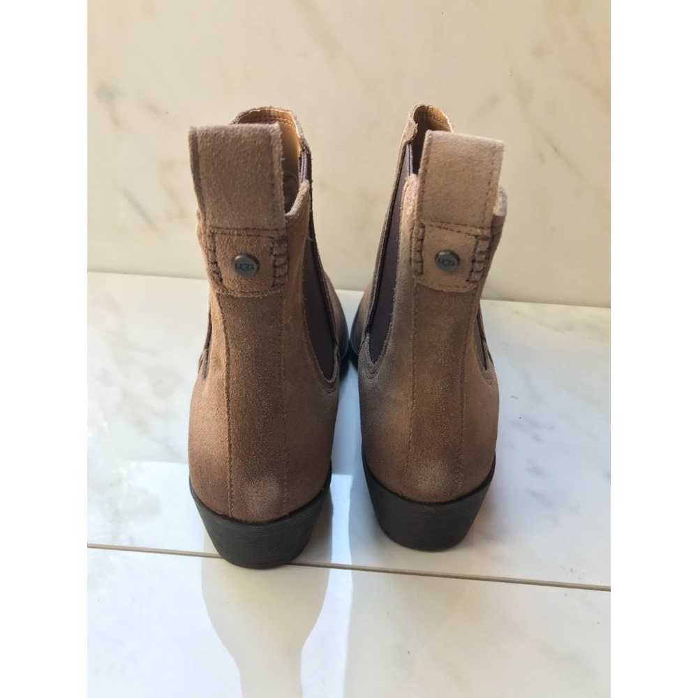 $150 UGG Emmeth Boot, Coffee Grounds, Size 10 - image 3