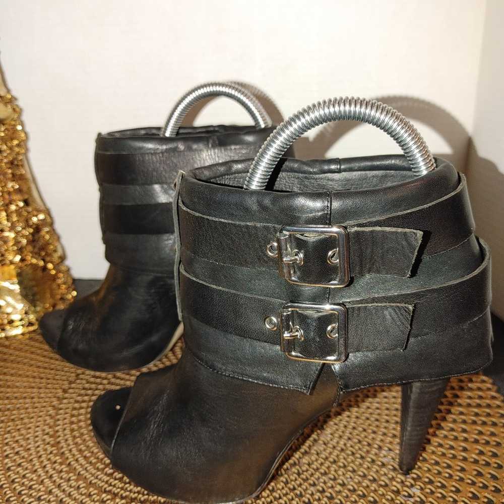 Vince Camuto Leather Ankle Booties Size 6.5B - image 2