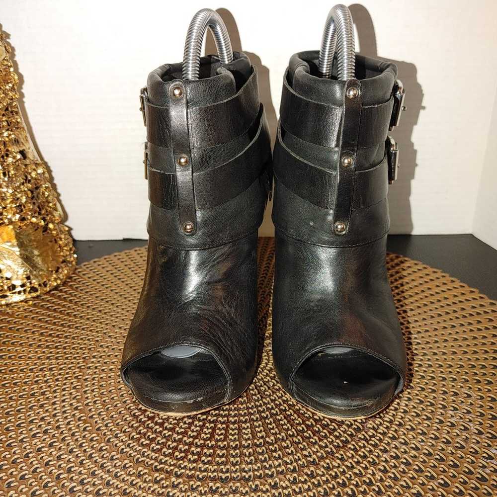 Vince Camuto Leather Ankle Booties Size 6.5B - image 3