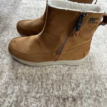 Sorel boots size 7.5 women