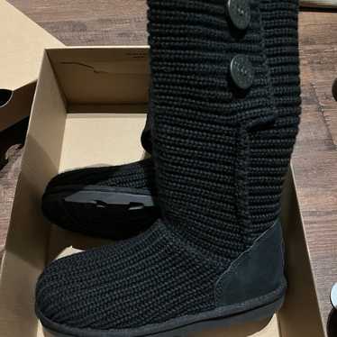 UGG sz 5 like hotsell new black