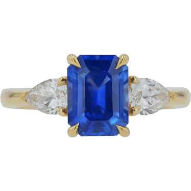 Vintage Yellow Gold 2.50 Carat Sapphire & Diamond 