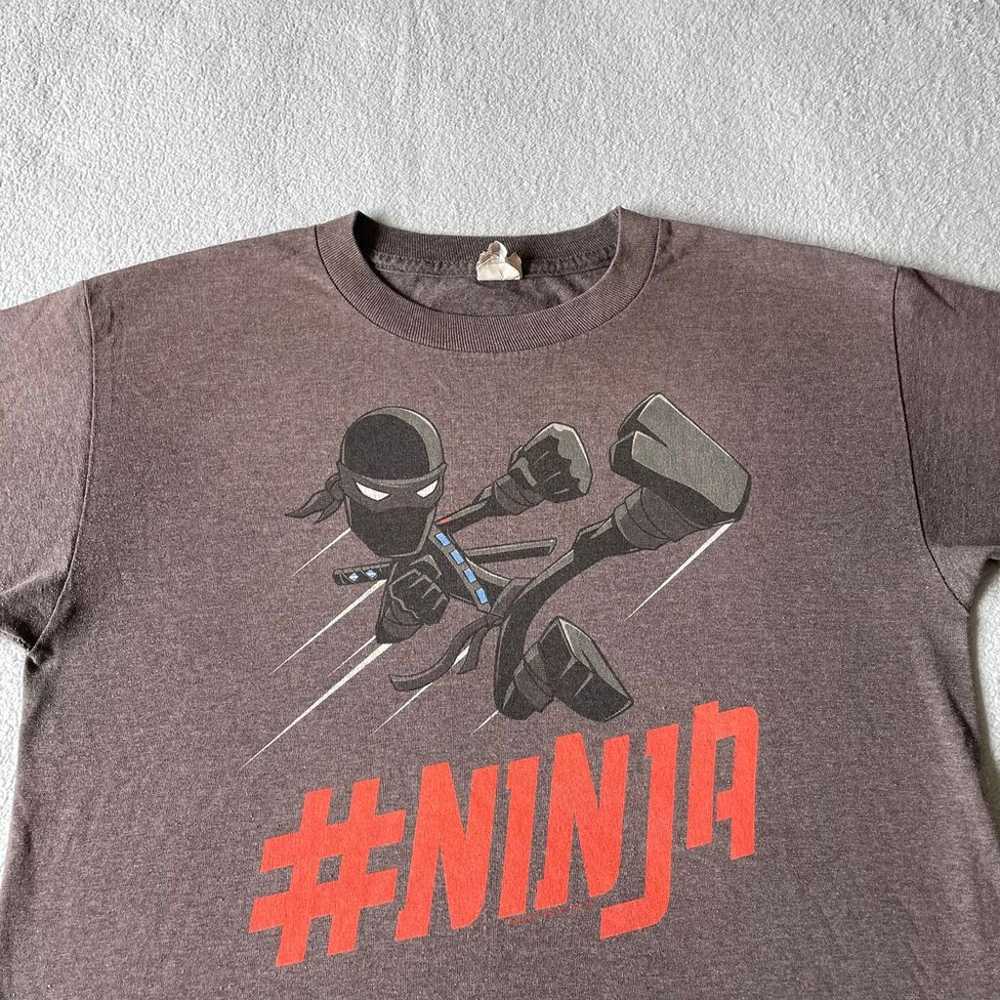 Vintage Y2K AAA Ninja Mens T-shirt Brown M Colorf… - image 2