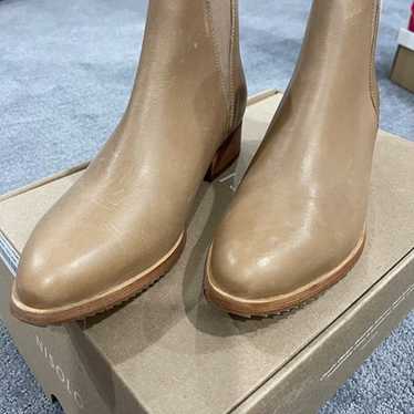 Nisolo Eva Everyday Boots size 8 Almond - image 1