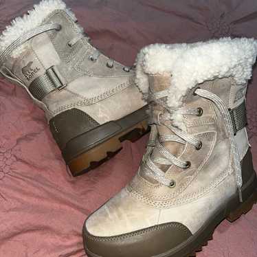 Sorel winter boots size 6 - image 1