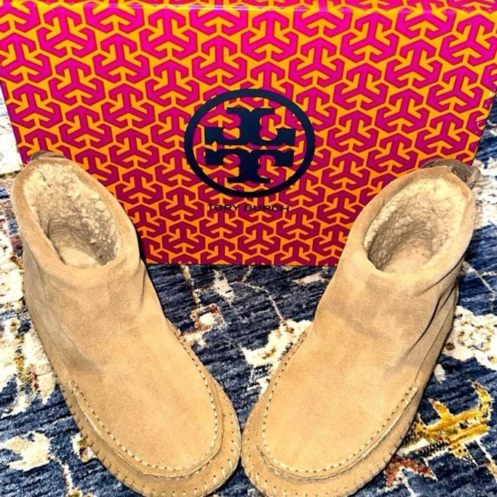 TORY BURCH DESIGNER WMNS LUXURY MOCASSIN ANKLE BO… - image 1