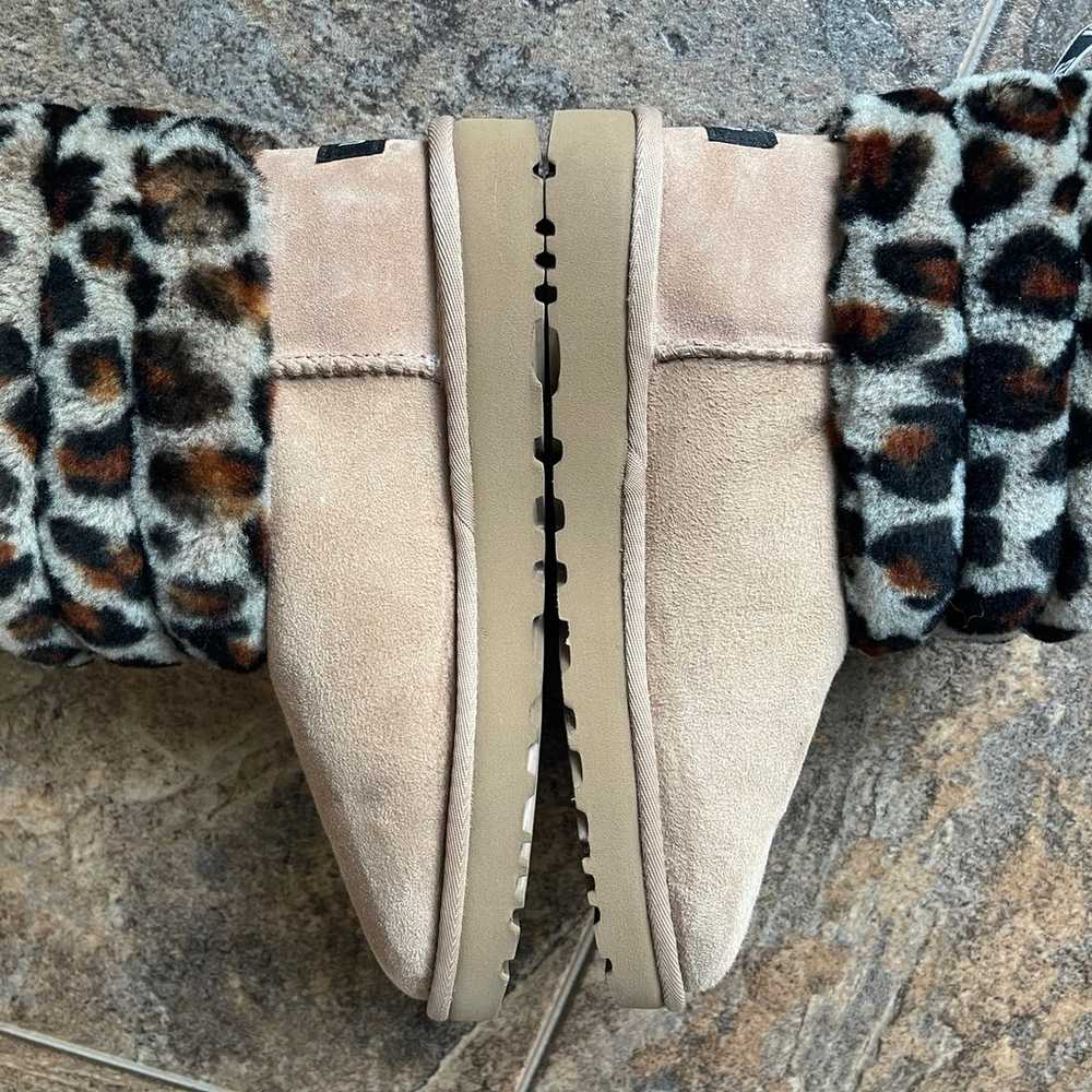 UGG Fluff Mini Quilted Leopard Boots- Tan/Leopard… - image 7