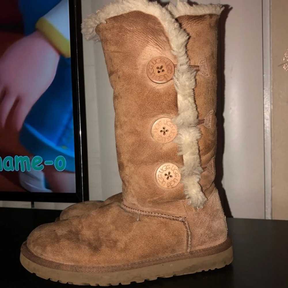 Ugg Bailey - image 2