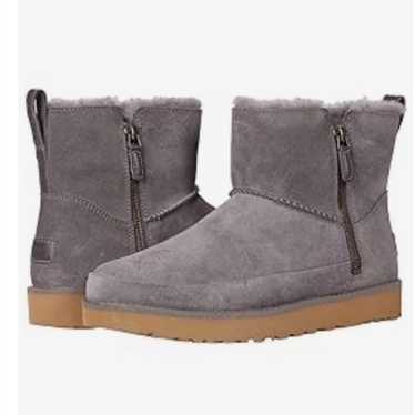 UGG Classic Zip Mini