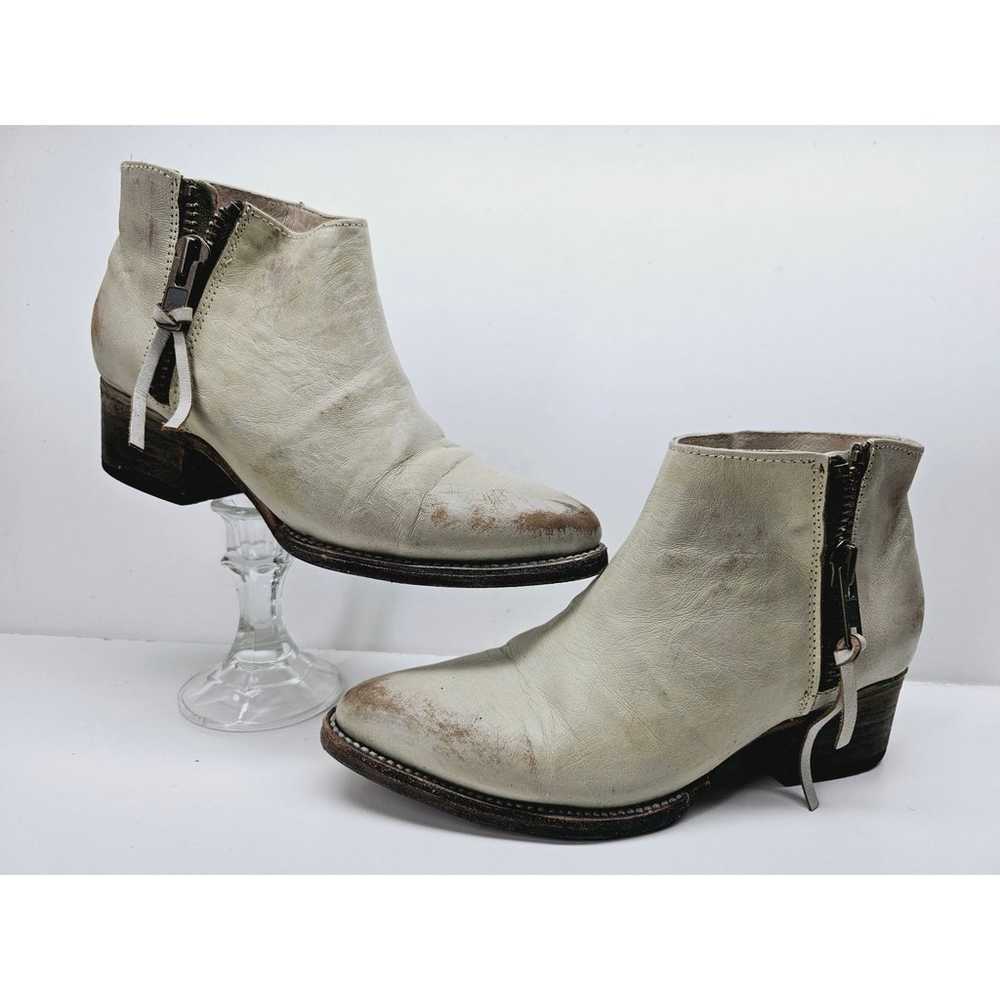 Freebird Bootie Women 8 light gray color - image 1