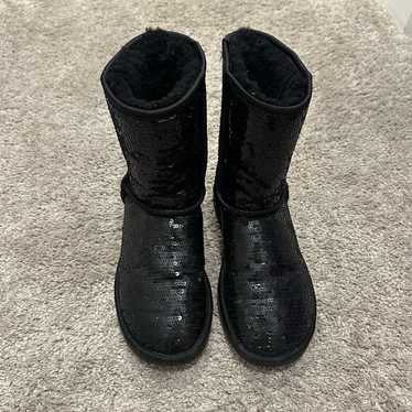 Sequence black UGG boots