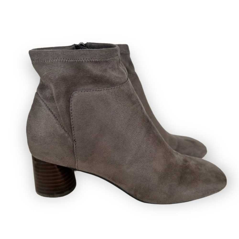 Donald J. Pliner gray Cazzie stretch ankle bootie… - image 1