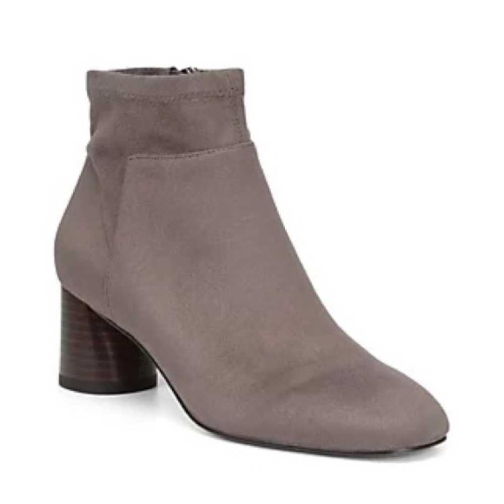 Donald J. Pliner gray Cazzie stretch ankle bootie… - image 9