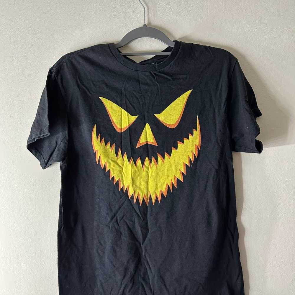 Vintage halloween shirt - image 2