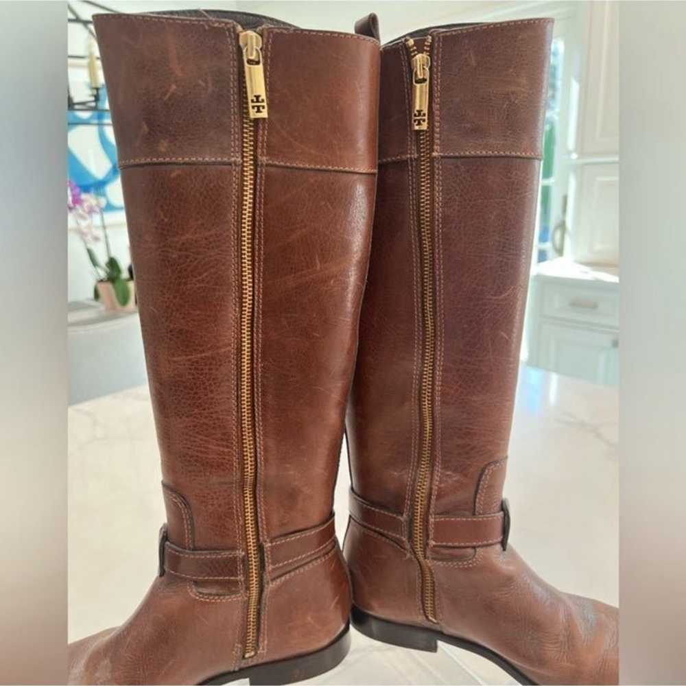 TORY BURCH  Calista Cognac logo riding boots  siz… - image 7