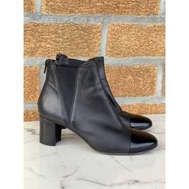 AGL Black Leather Cap Toe Booties 36