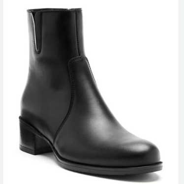 La Canadienne Houston Leather Chelsea boots