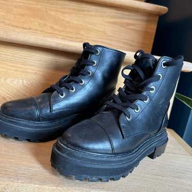 Schutz combat boots