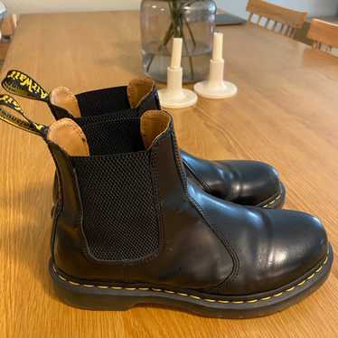 Dr. Martens 2976 Chelsea Boot