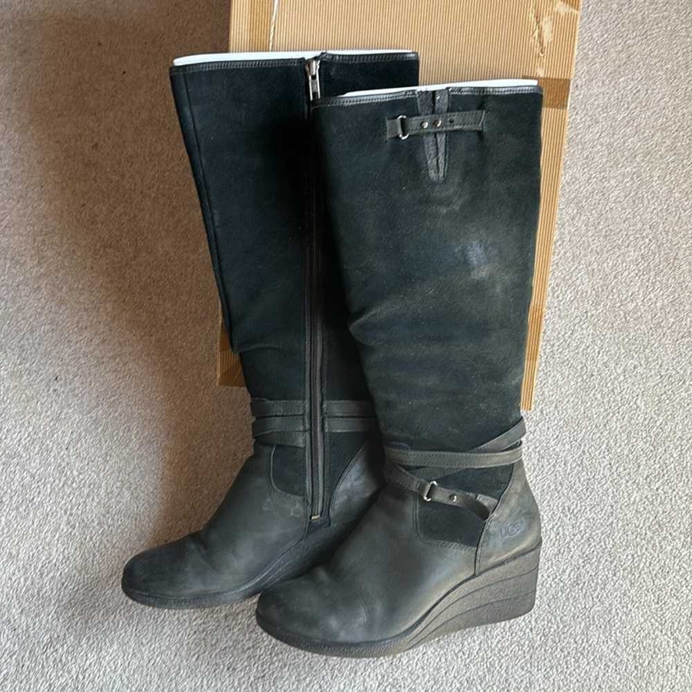 Ugg wedge suede boot sz 8 - image 3