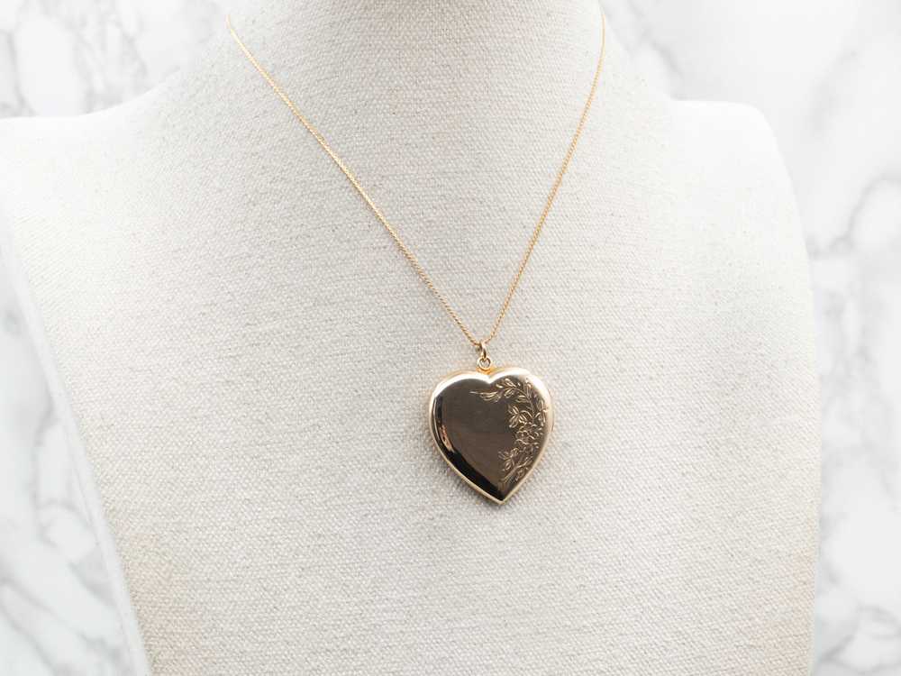 Floral Etched Heart Shaped Locket - image 5