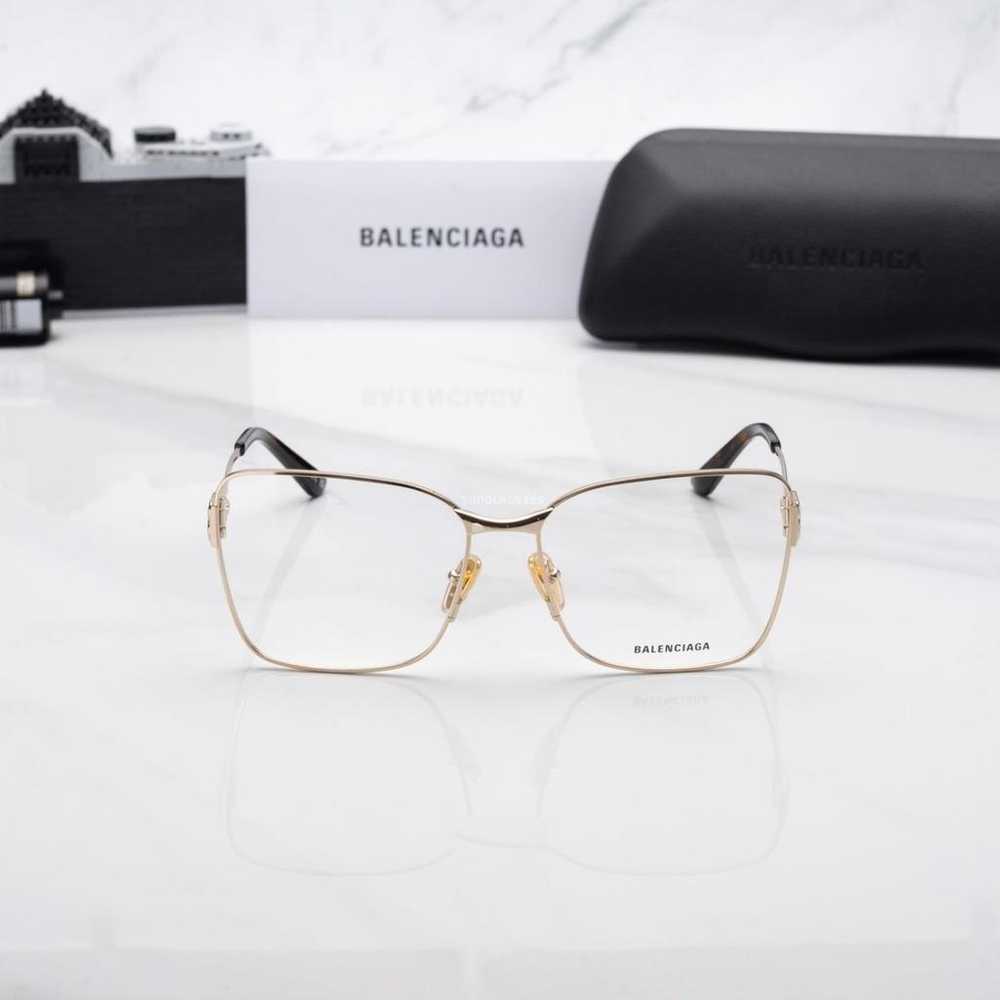 Balenciaga Oversized sunglasses - image 3