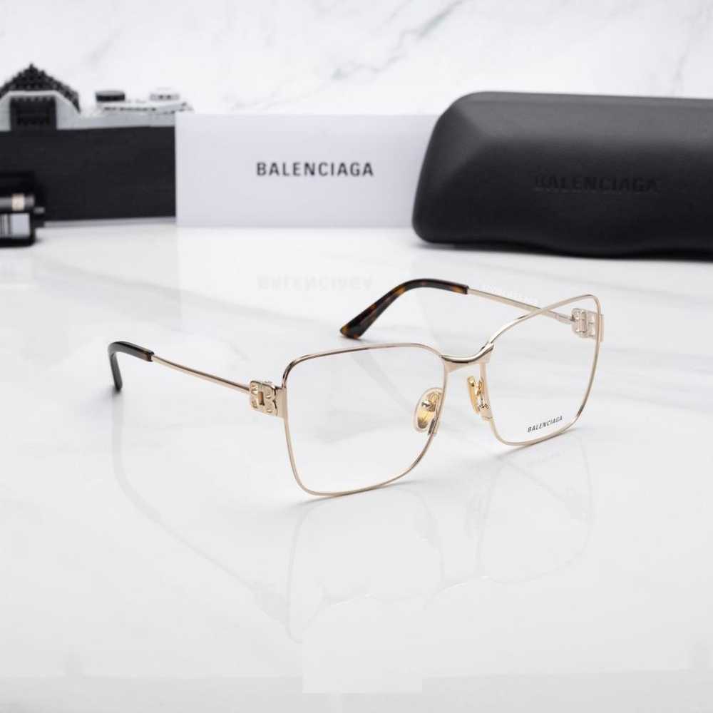 Balenciaga Oversized sunglasses - image 6