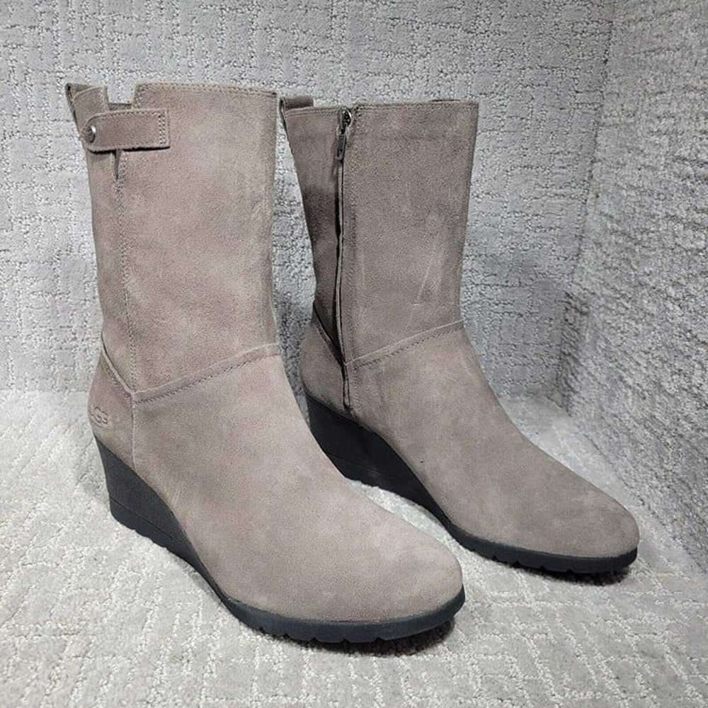 Ugg Potrero Women's Size US 8 Gray Suede Wedge Si… - image 7