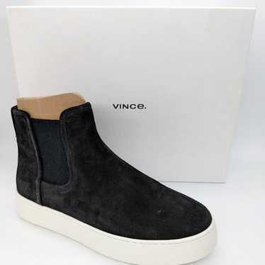 Vince Warren Black Suede Size 7.5M