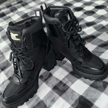 Combat style Sorel heel boots - image 1