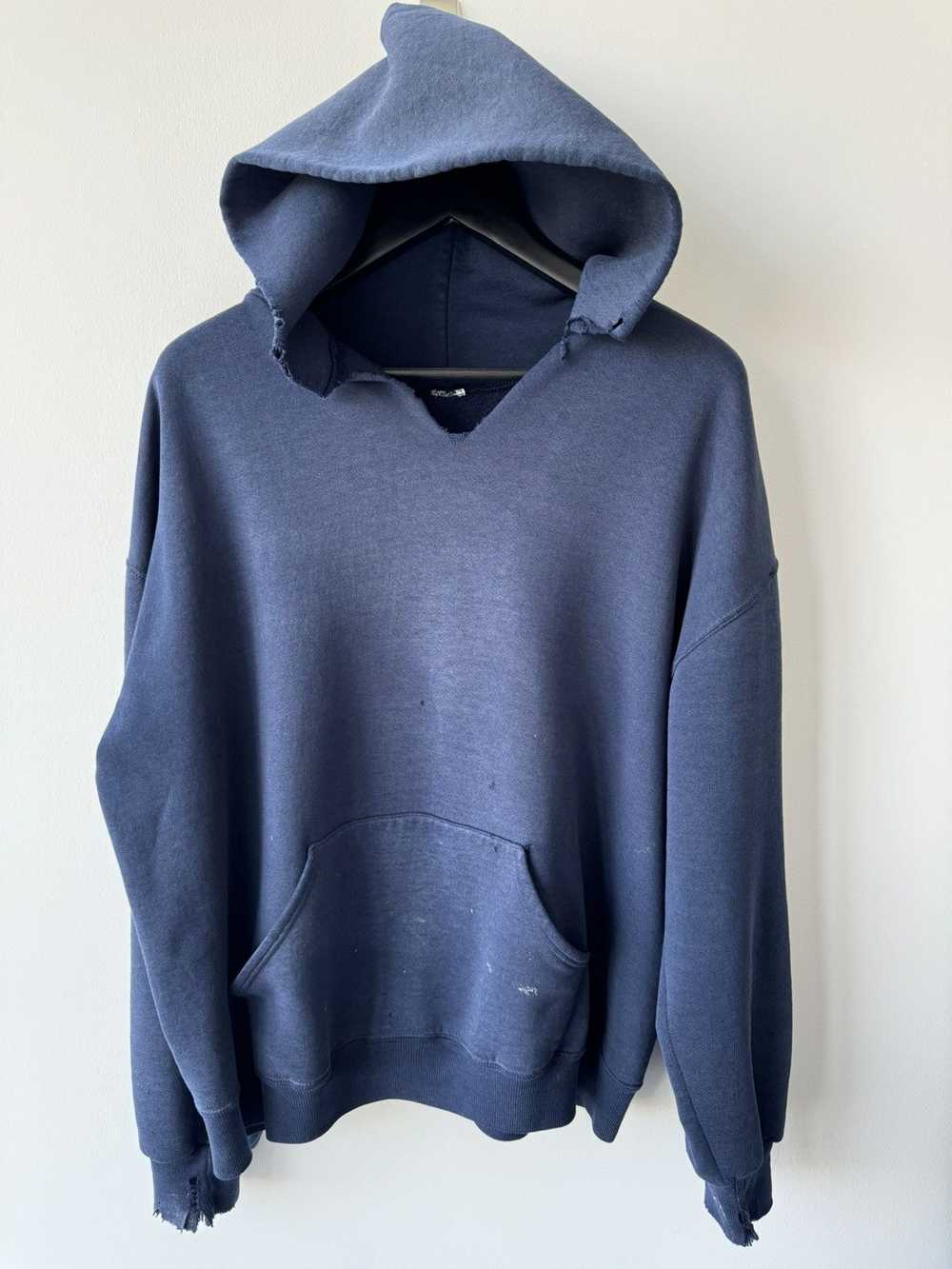 Vintage VINTAGE THRASHED FADED 90s NAVY HOODIE - image 1