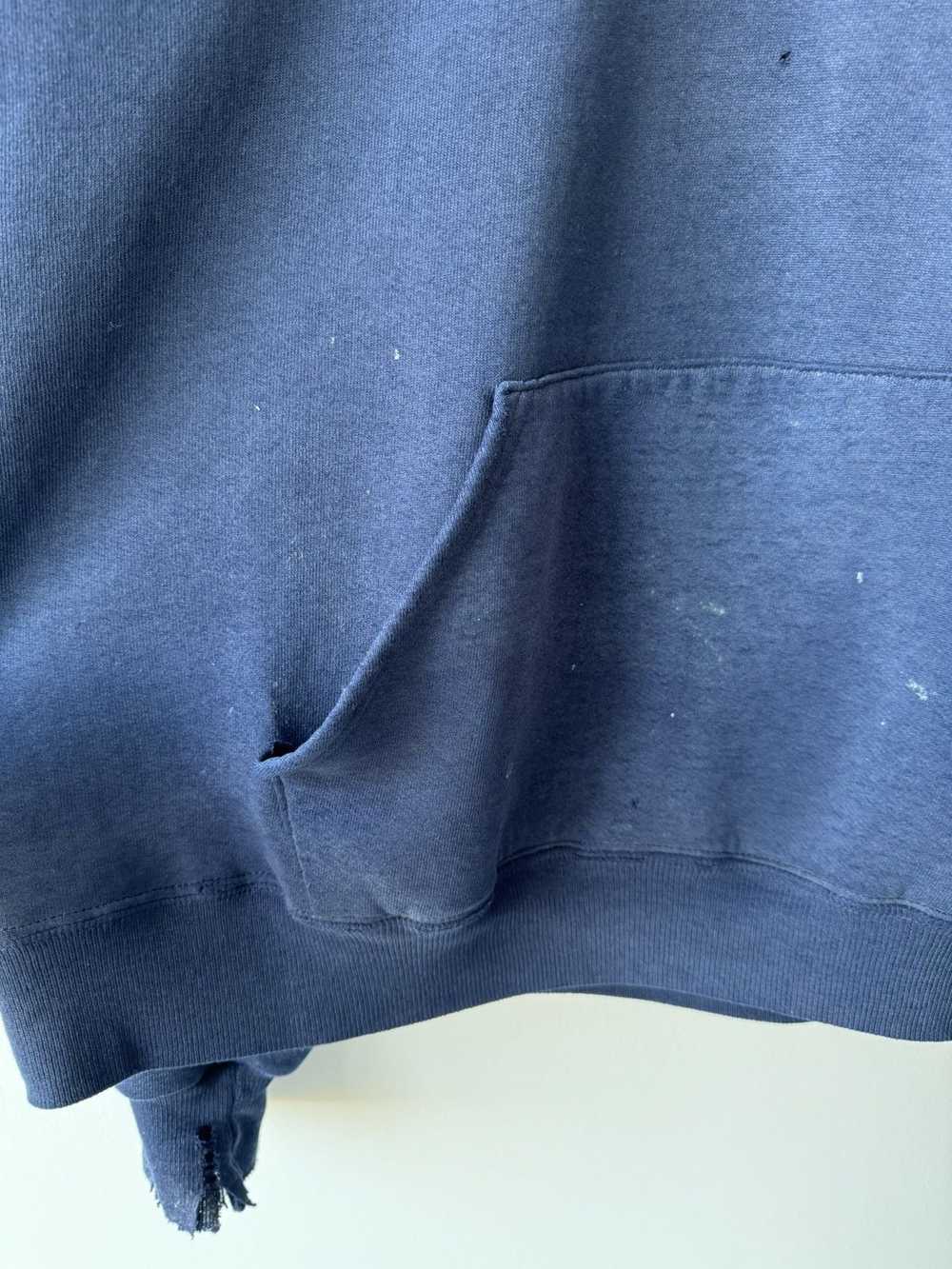 Vintage VINTAGE THRASHED FADED 90s NAVY HOODIE - image 5