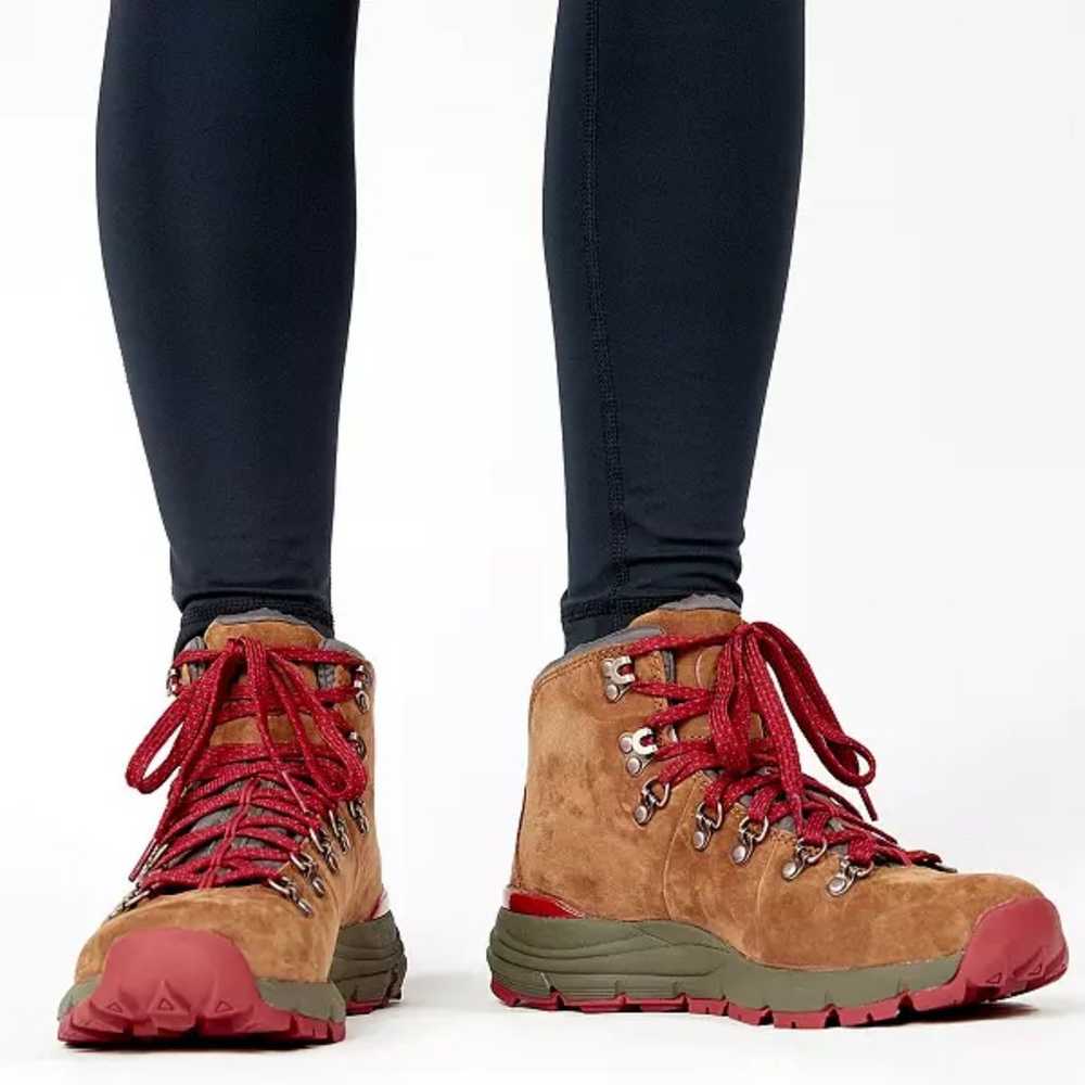 Danner Women's Size 7.5 Waterproof Mountain 600 4… - image 8