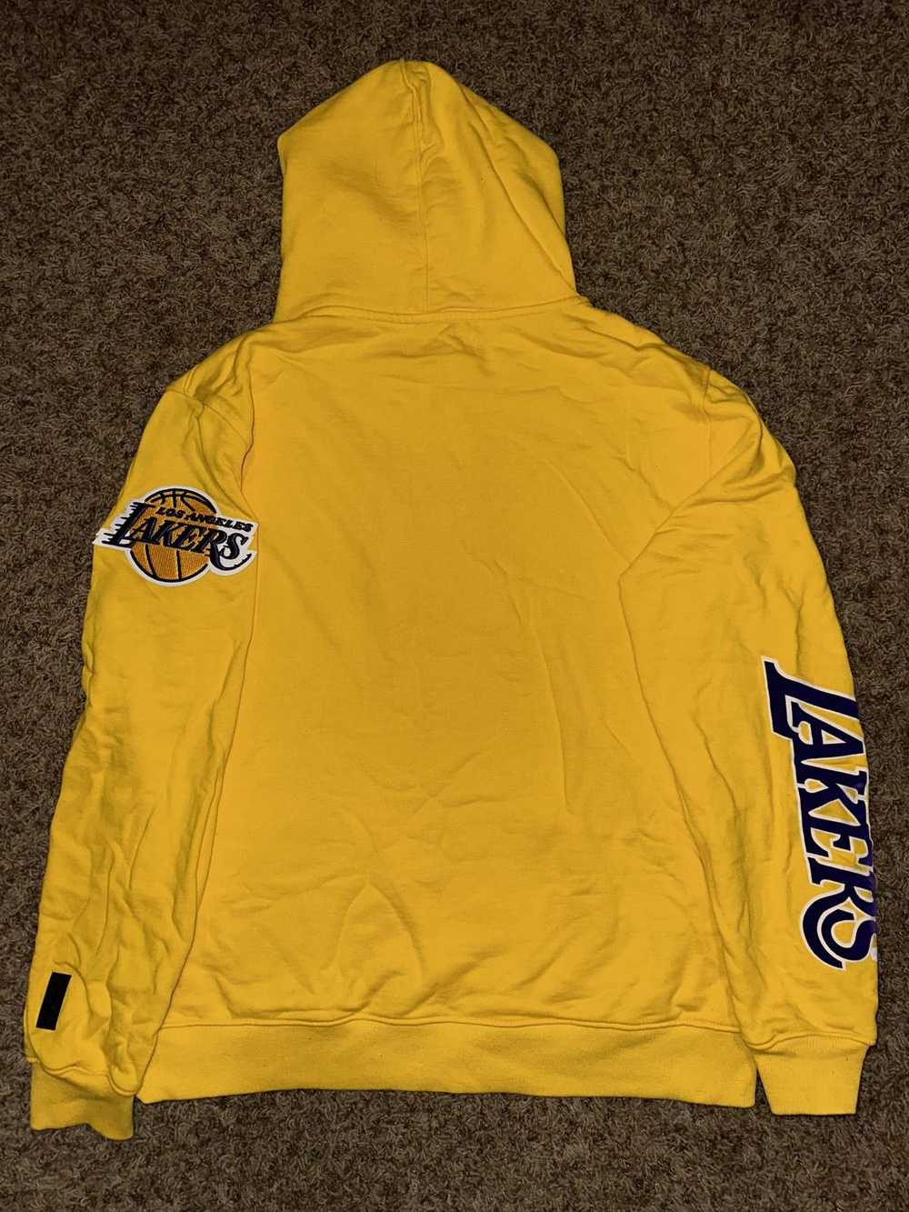 Standard Issue Nyc NBA Los Angeles Lakers Men’s C… - image 8