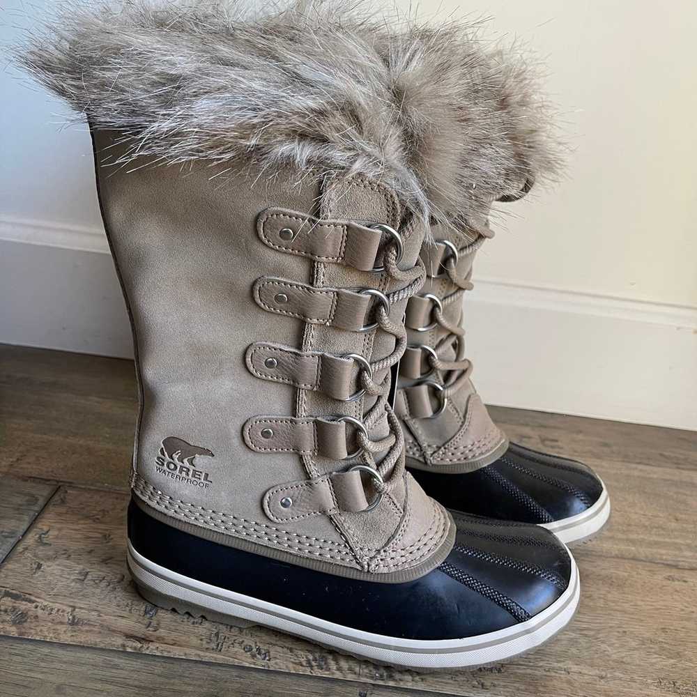 NWT Sorel Joan of Arctic Waterproof Suede Faux Fu… - image 3