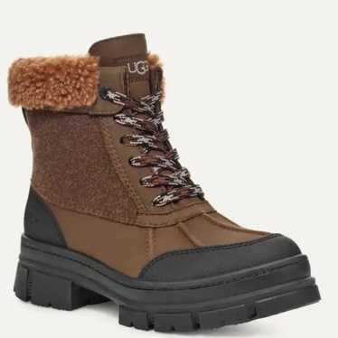 UGG Ashton Addie Tipped
Boots