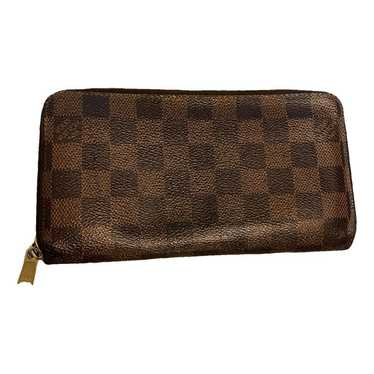 Louis Vuitton Zippy wallet