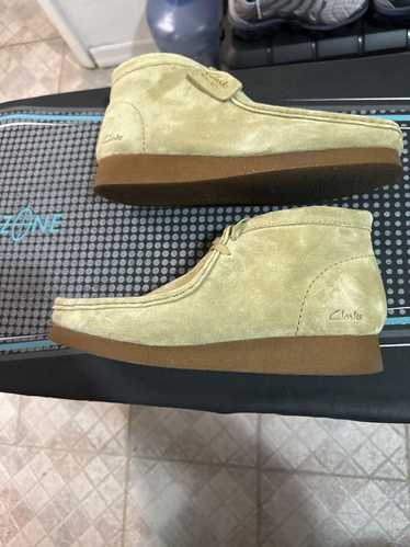 Clarks Wallabee maple suede