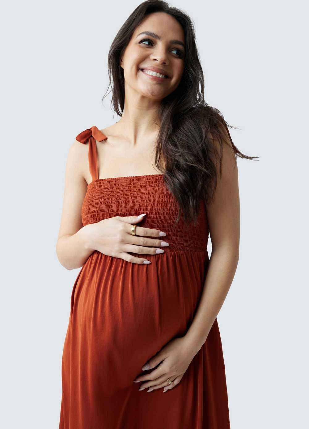 Ingrid+Isabel Smocked Bodice Maternity Dress - image 3