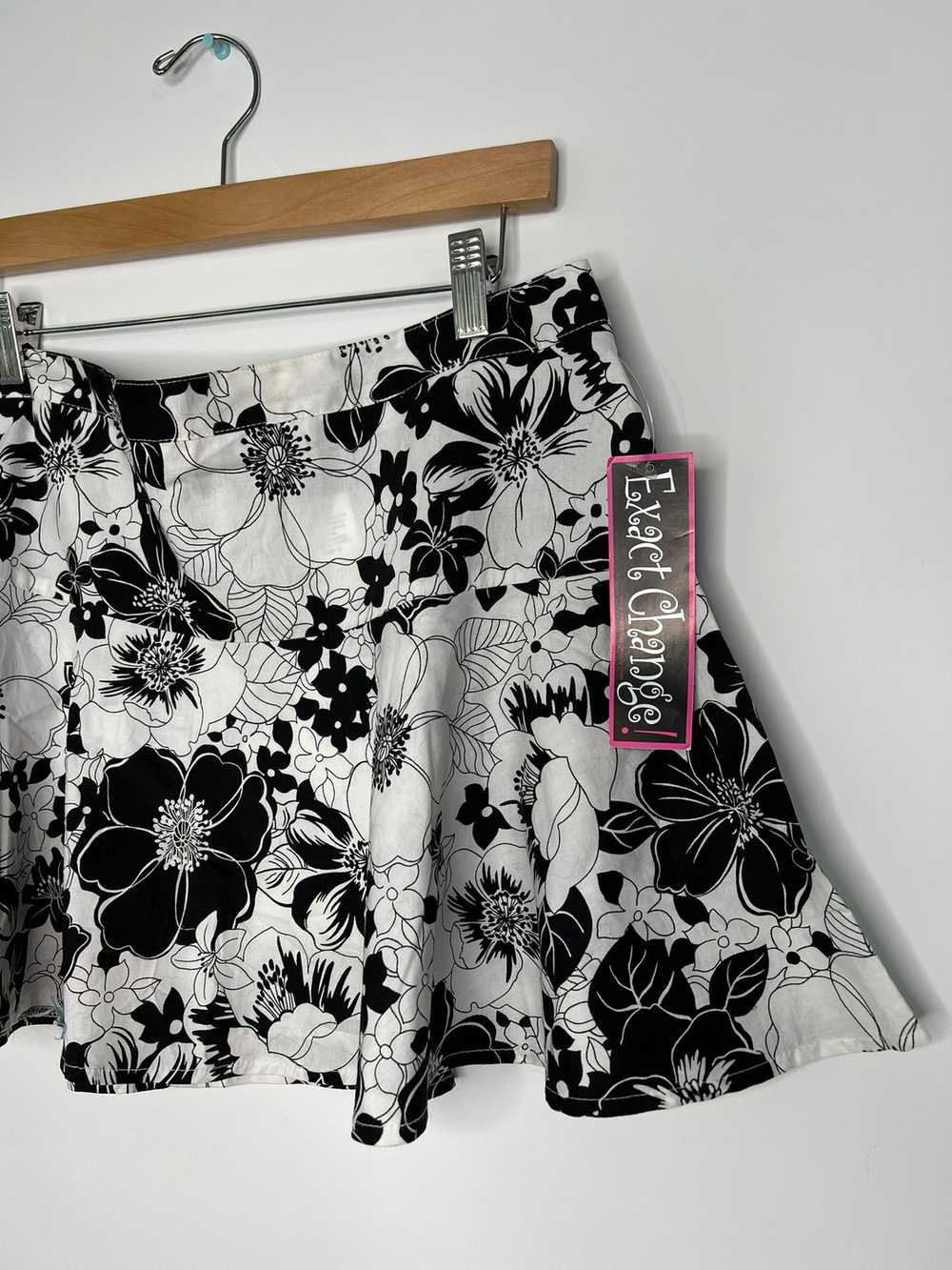 NWT 2000s Vintage Exact Change Skirt - image 4