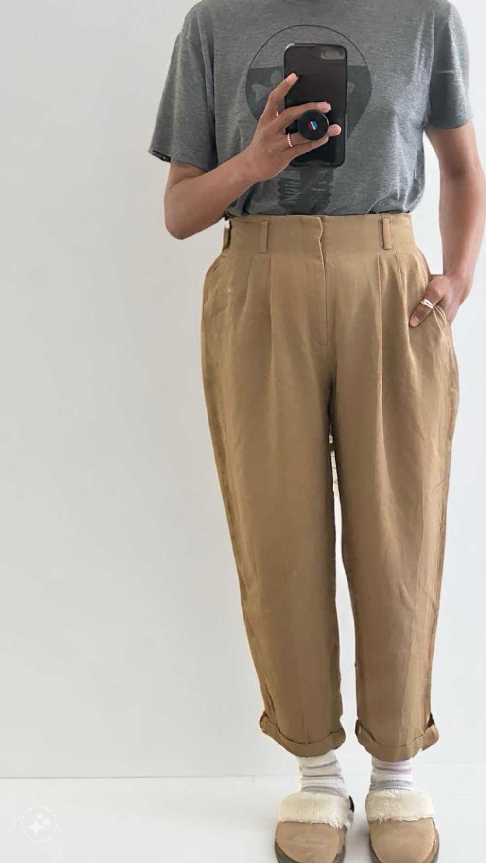 Ellen Tracy High Rise Pleated Tapered Pant (6) |… - image 5