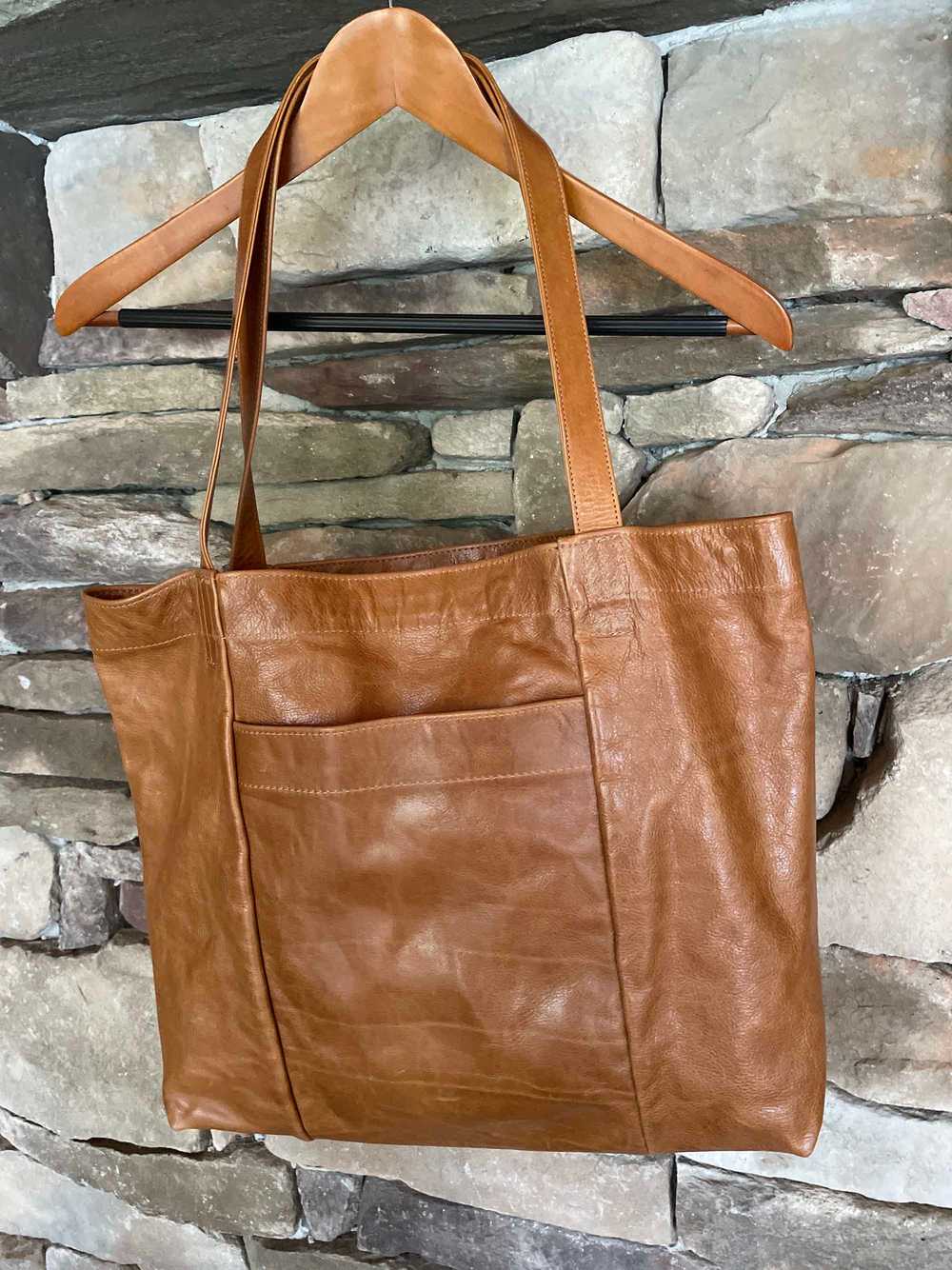 Rough & Tumble Scarborough twin pocket tote - image 8