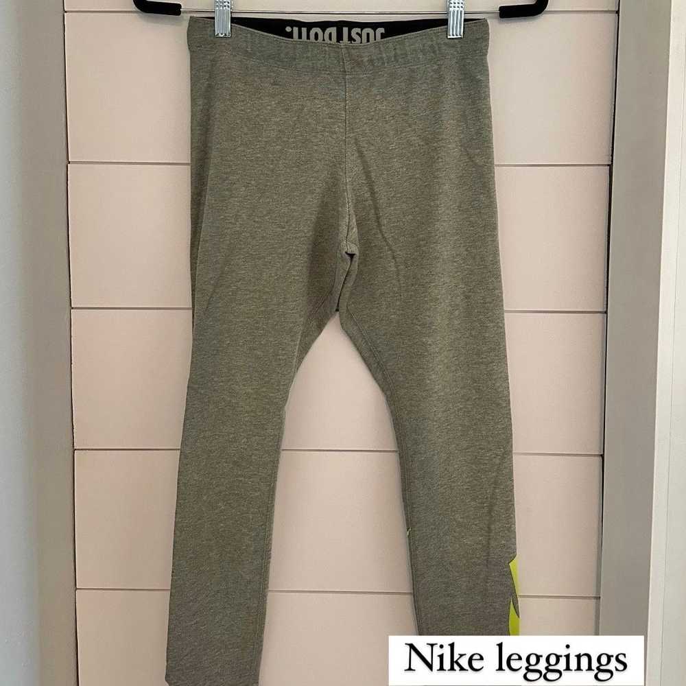 Nike Nike Leggings - size small - image 1