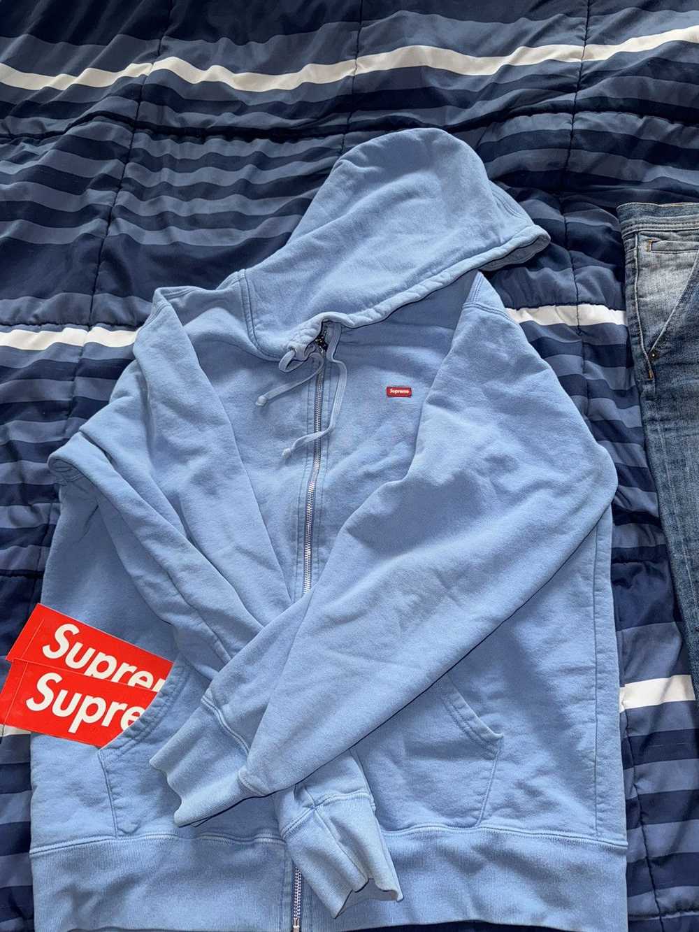 Vintage Supreme small box logo hoodie - image 1