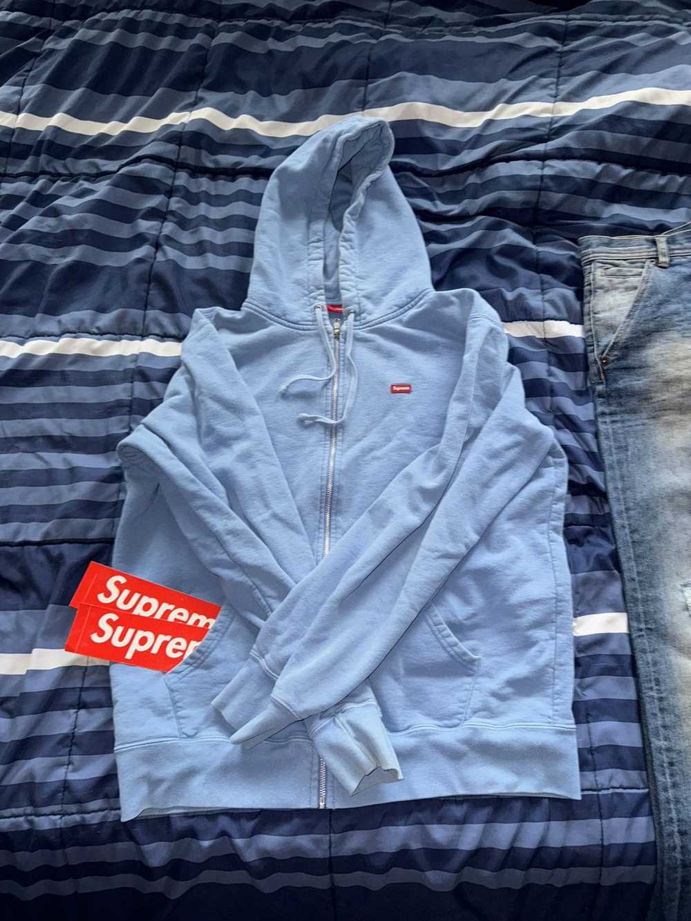 Vintage Supreme small box logo hoodie - image 2