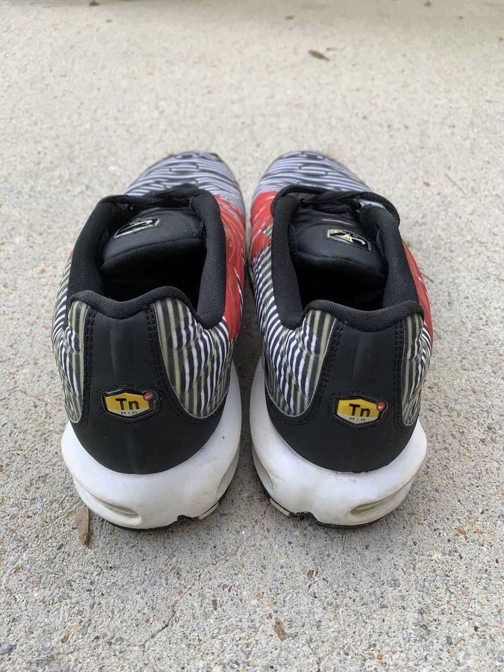 Nike Nike Air Max Plus Striped Black White Red - image 7