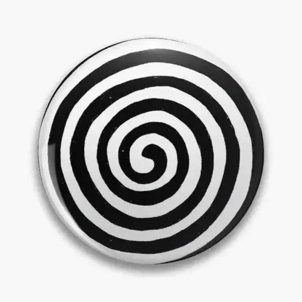 Jewelry × Streetwear Spiral Soft Button Pin - image 3