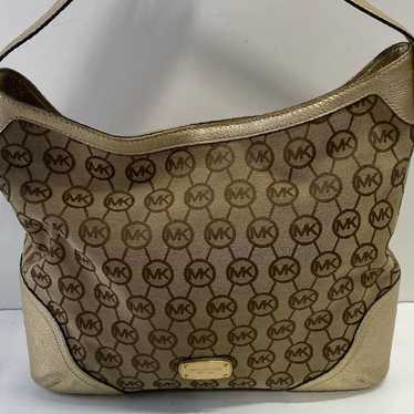 Michael Kors Monogram Signature Millbrook Shoulder