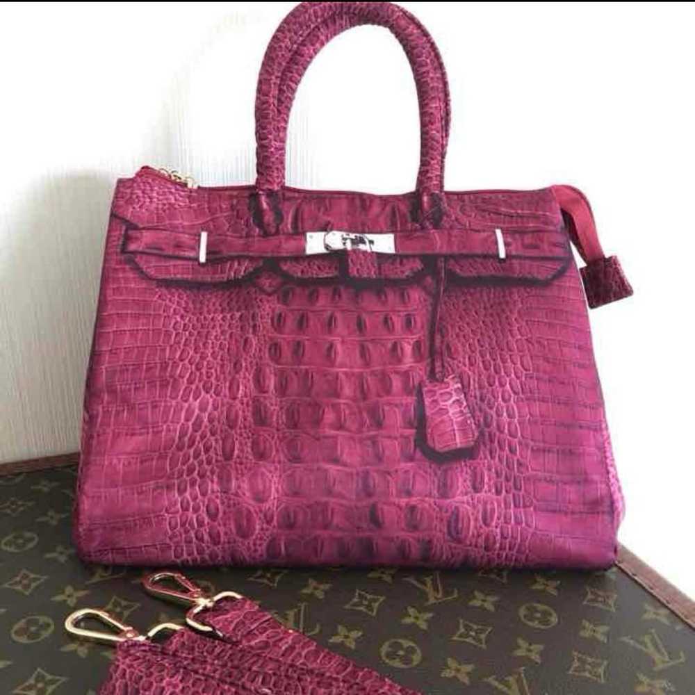 Women's crocodile Birkin fabric print bag. - image 1