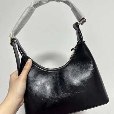 Black one-shoulder bag - image 1